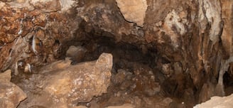 Katafiki Cave, unique cave wall patterns