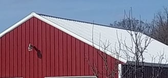 A metal roof was added to this newly constructed pole barn in Benton, IN.