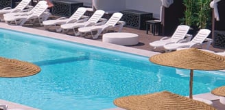 alt="piscine polyester marrakech"