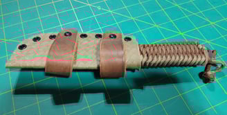 Paracord knife