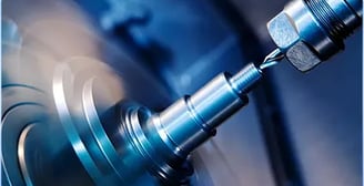 a machine is turning a turning wheel on a machine