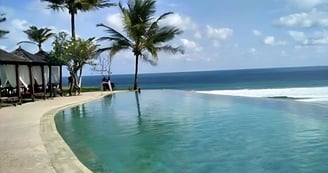 beach resort - Jasa Arsitek Kontraktor Bangunan