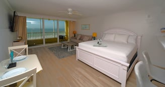 Best vacation rentals views on fort Myers beach best Margaretville and pink shell competitor FMB