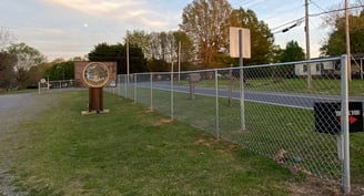 chain link fence, chain fence, fence, front yard fence