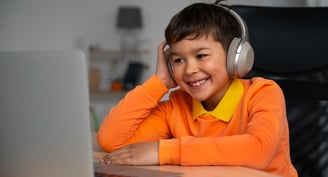 Curso de inglês online para crianças — Metropolis Idiomas, aprendizado divertido e interativo.
