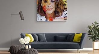 Decoração única: Rostos personalizados em quadros, adicionando um toque exclusivo ao ambiente.