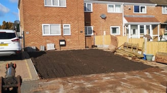 Gravel and sand delivered to domestic site in Stourbridge