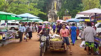 marché du Wat Tham SIng