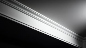 white crown molding