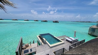 gili-lankanfushi-maldives-overwater-villa-pool