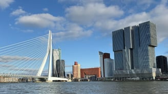 Photo of the Erasmusbrug and the Rotterdam