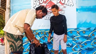 Scuba student learning from instructor