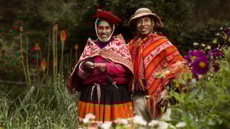 Pareja de esposos miembros de la Cooperativa Artesanal de Ollantaytambo