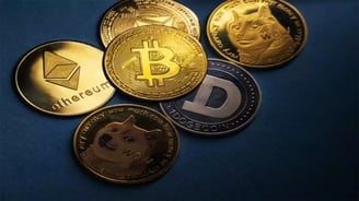 Crypto Under Pressure: Bitcoin’s Crash, Shiba Inu’s Fragile Support, and XRP’s Fight for $2 in 2025