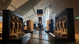 Salle du grand musée Egyptien