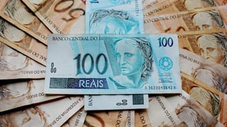 notas da moeda brasileira Real.