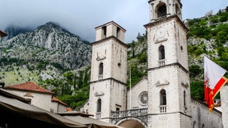 foto do centro da cidade de kotor