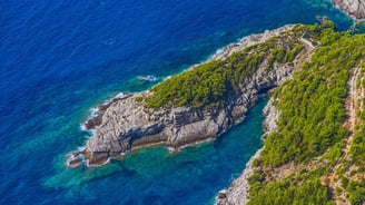 Vista aeréa Ilhas Elaphiti em Dubrovnik.