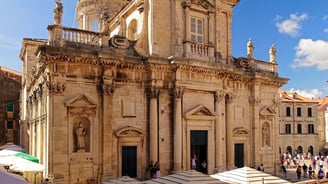 Vista da catedral de Dubrovnik.