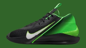 a pair of shoes with green and white stripes, Nike Air Zoom GT Jump Academy