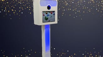 DSLR Photo Booth delivers studio-quality images with professional and sharp resolution 