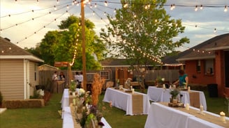 Mesas decoradas, con manteles y luces el paso diamond events