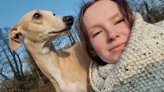 selfie de mon chien et moi