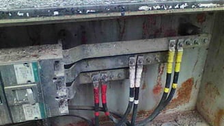 Cabos fotográfados com imagem normal. 