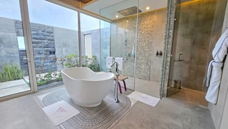 Jumeirah Olhahali Island Maldives overwater villa bathroom