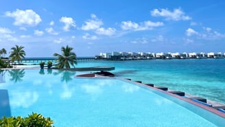 Jumeirah Olhahali Island Maldives pool