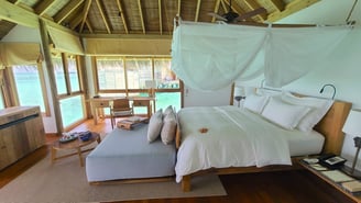 gili-lankanfushi-maldives-overwater-villa-bedroom