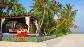 park-hyatt-maldives-beach-villa-pool