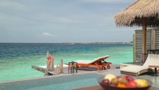 waldorf-astoria-ithaafushi-maldives-overwater-villa-pool-3