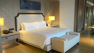 waldorf-astoria-ithaafushi-maldives-villa-bedroom