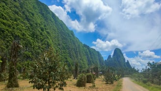 Nam Lot Cave, Chumphon Sawi