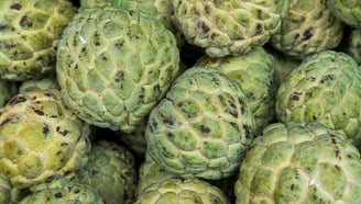 Fruta do conde baixa a pressão e no sangue naturalmente