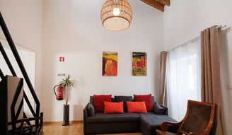sala-sundaze-your-nest-açores-gestão-alojamento-local