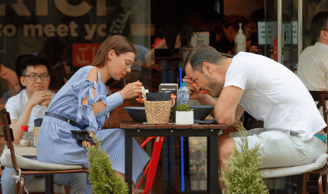 couple eating out