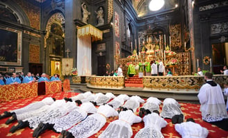 ordenación El Instituto de Cristo Rey Sumo Sacerdote