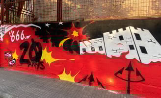 Graffiti mural de 20 metros para Diables la Roca, spray, arte urbano.