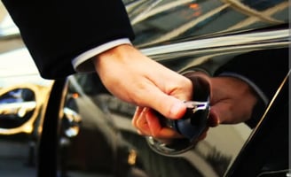 Luxury Transportation for Seniors in Orlando
