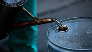 Crude Oil Inventories Decline Less Than Expected: A Sign of Weaker Demand?