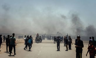 AP Report Reveals U.S. Contractors Using Live Ammo and Sound Grenades at Gaza Aid Distribution Sites