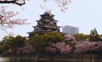 Vista do castelo de Hiroshima.