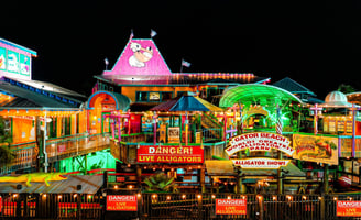 Fudpucker’s Beachside Bar & Grill