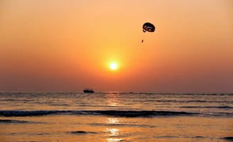 Cheap parasailing on anna maria island, parasailing on ami