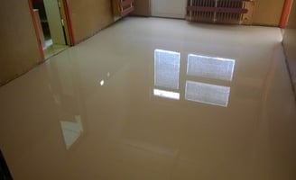niveliranje poda,samonivelirajuća masa prije ugradnje parketa