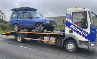 Car recovery and towing service