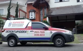 carro da suprema desentupidora