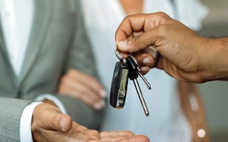 Use CarHounds car finding and buying service and you'll get your hands on your new keys sooner than you think